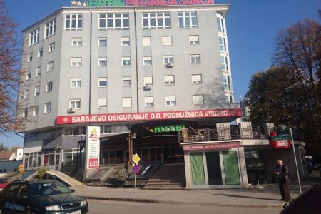 Hotel Piramida sunca