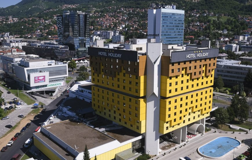 Hotel Holiday