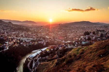 Exploring Sarajevo’s White fortress: A Tapestry of Unity and Expression